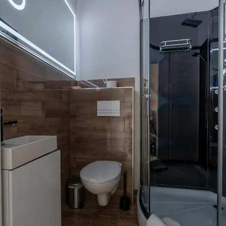 Apartmenthaus In Der Delitzscher Str In Halle-saale Nähe Hauptbahnhof Halle (Saale)