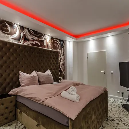 Apartmenthaus In Der Delitzscher Str In Halle-saale Nähe Hauptbahnhof Aparthotel Halle (Saale)