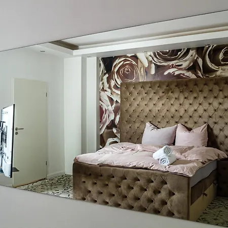 Apartmenthaus In Der Delitzscher Str In Halle-saale Nähe Hauptbahnhof Aparthotel