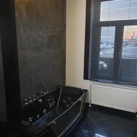 Aparthotel Apartmenthaus In Der Delitzscher Str In Halle-saale Nähe Hauptbahnhof Halle (Saale)