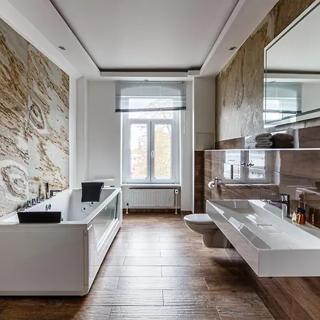 Apartmenthaus In Der Delitzscher Str In Halle-saale Naehe Hauptbahnhof * Halle (Saale)