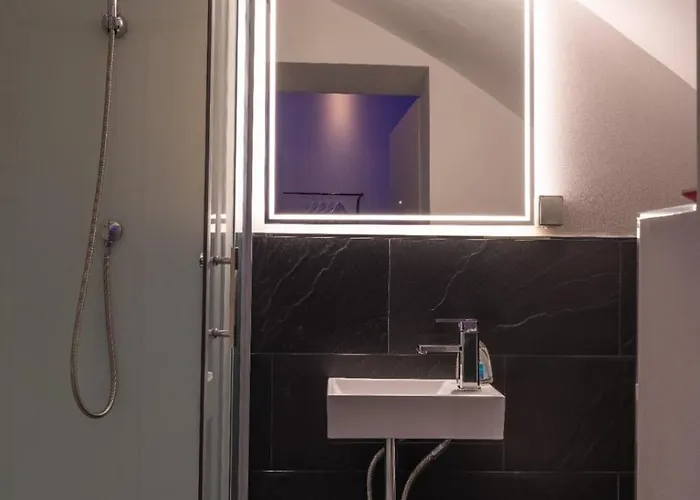 Apartmenthaus In Der Delitzscher Str In Halle-saale Naehe Hauptbahnhof * Halle (Saale)