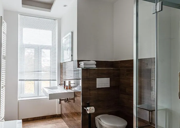 Lägenhetshotell Apartmenthaus In Der Delitzscher Str In Halle-saale Naehe Hauptbahnhof