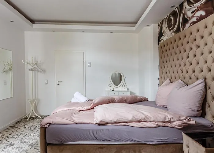 Lägenhetshotell Apartmenthaus In Der Delitzscher Str In Halle-saale Naehe Hauptbahnhof